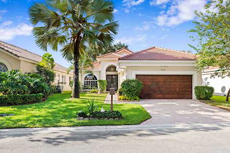 5009 NW 95 Drive Coral Springs, FL 33076