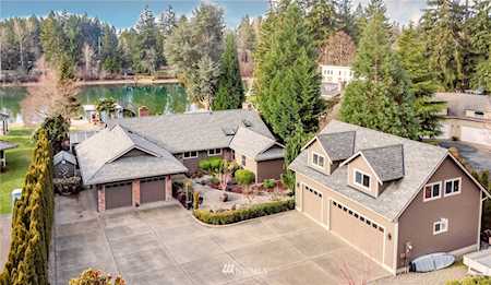 916 184th Avenue Ct E Lake Tapps, WA 98391