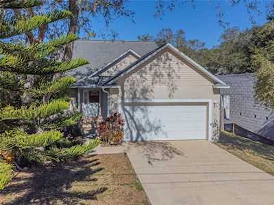 147 Highland Rd Tarpon Springs, FL 34689