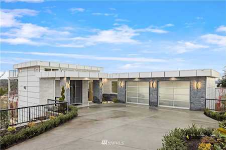 11902 89th Place NE Kirkland, WA 98034
