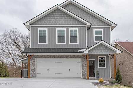 2726 Clay Top Ln Knoxville, TN 37912
