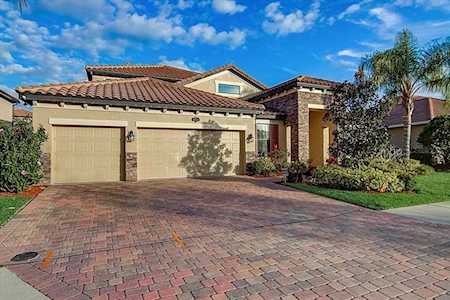 3955 Sunset Lake Dr Lakeland, FL 33810