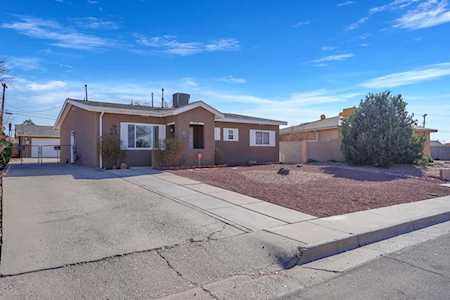 9208 Headingly Ave NE Albuquerque, NM 87111