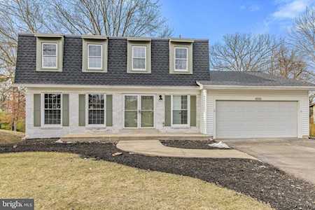 8936 Rolling Rd Manassas, VA 20110