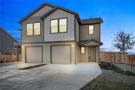 12101 Short Leaf PATH Del Valle, TX 78617