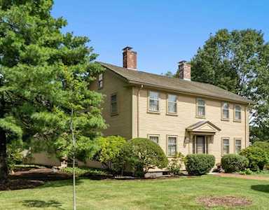 1009 Massachusetts Ave Lexington, MA 02420