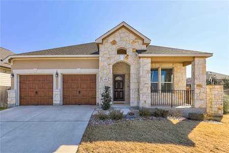 7437 Groundhog WAY Austin, TX 78744