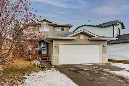 1536 Big Springs Way SE Airdrie, AB T4A 1N1