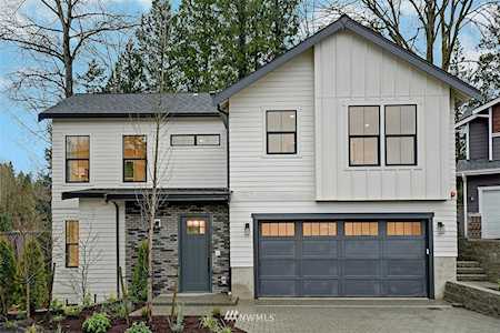 12105 NE 105th St Kirkland, WA 98033
