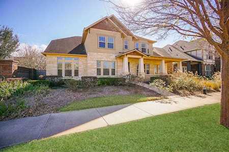 902 Weldon Park Dr Sugar Land, TX 77479