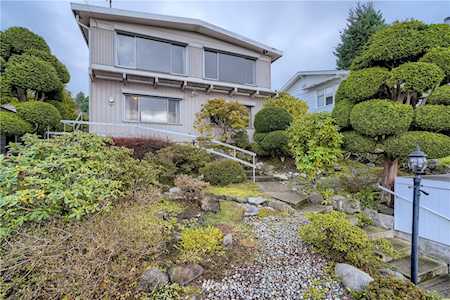 3440 60th Ave SW Seattle, WA 98116