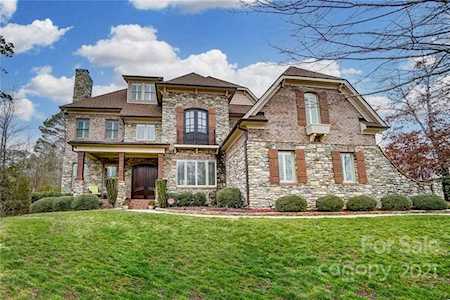 3008 Mcpherson St Waxhaw, NC 28173