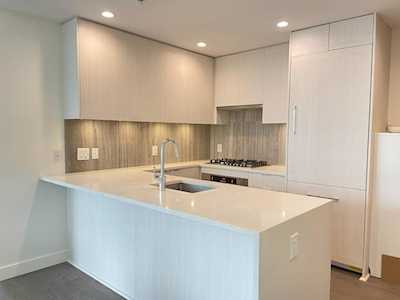 5051 Imperial Street #407 Burnaby, BC V5J 0J3