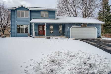 13899 Duluth Drive Apple Valley, MN 55124