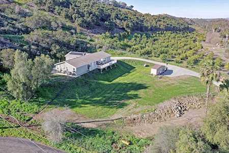 2951 Gopher Canyon Rd Vista, CA 92084