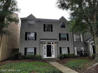 4332 Plaza Gate Ln Jacksonville, FL 32217