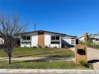 2135 Parsons St Costa Mesa, CA 92627