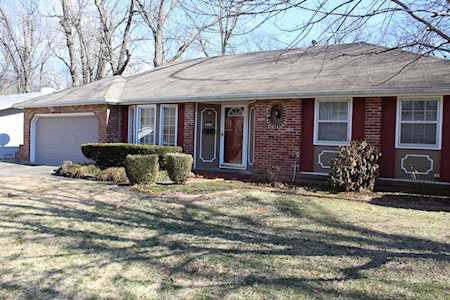 920 S Coachlight Ave Springfield, MO 65802