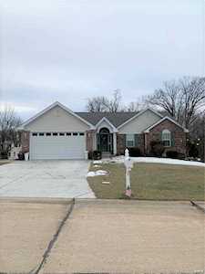 4013 Kim Kelly St Charles, MO 63304