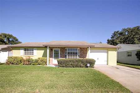 6647 Albemarle PARKWAY New Port Richey, FL 34653