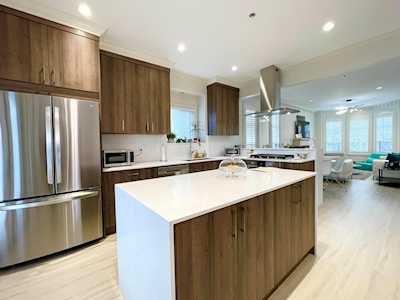 2842 E 54th Avenue Vancouver, BC V5S 1Y3