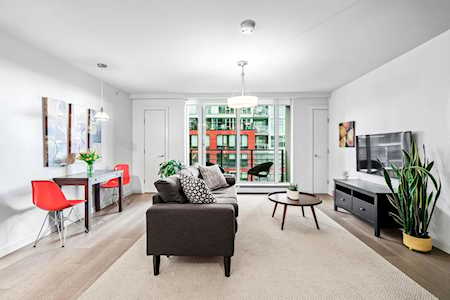 189 Keefer Street #502 Vancouver, BC V6A 0C8