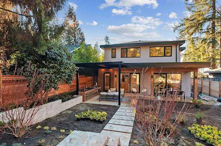 1260 W Keith Road North Vancouver, BC V7P 1Y8