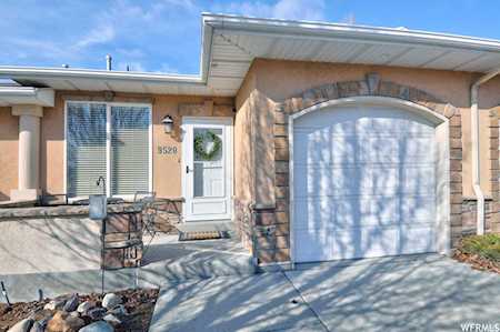 9520 S Hidden Point Dr Sandy, UT 84070