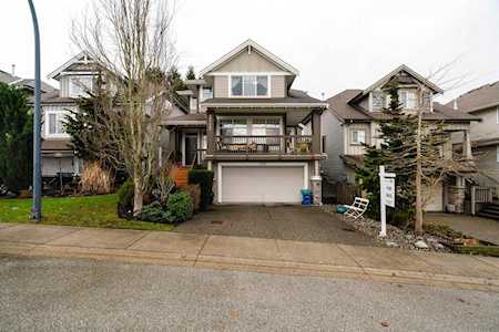 23633 112A Avenue Maple Ridge, BC V2W 0C8