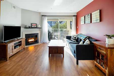 3270 West 4th Avenue #203 Vancouver, BC V6K 1R9