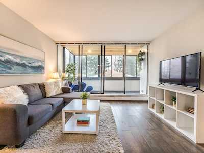 2020 Bellwood Avenue #204 Burnaby, BC V5B 4P8