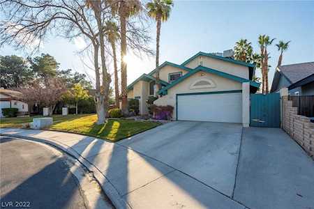 4469 Tennyson Dr Las Vegas, NV 89103