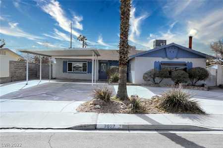 3627 Applewood Ave Las Vegas, NV 89121