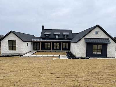 208 San Gabriel Hideaway CV Liberty Hill, TX 78642