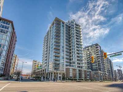 110 Switchmen Street #1207 Vancouver, BC V6A 0C6