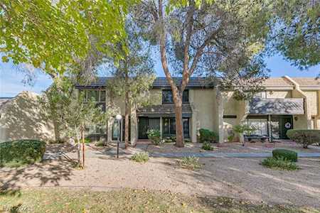 4665 Kelly Barry Way Las Vegas, NV 89121