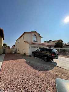 5335 Hollow Brook Ave Las Vegas, NV 89142