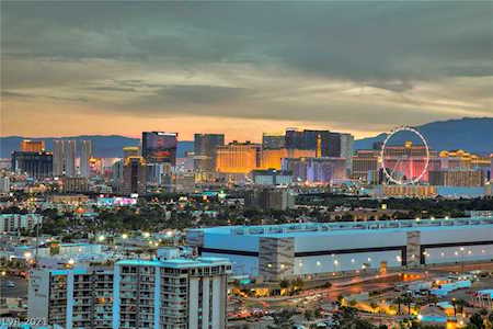 3111 Bel Air Dr #28E Las Vegas, NV 89109