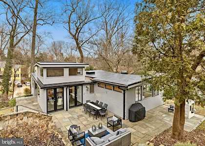 3514 Woodbine St Chevy Chase, MD 20815