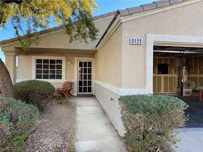 5123 Mascaro Dr Las Vegas, NV 89122