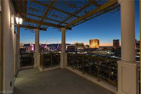 1 Hughes Center Dr #PH1901 Las Vegas, NV 89169