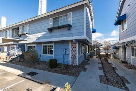 5870 Medallion Dr #103 Las Vegas, NV 89122