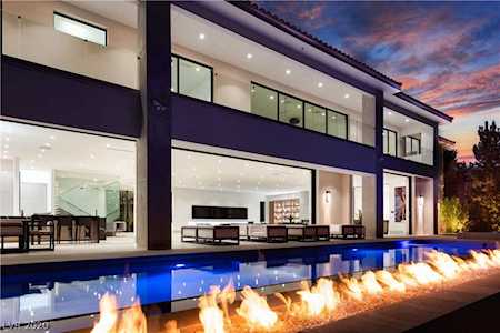 51 Quintessa Circle Las Vegas, NV 89141