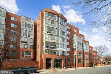 1050 Taylor St N #1-204 Arlington, VA 22201