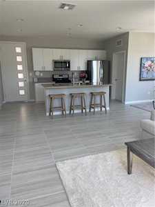 11258 Essence Point Ave #305 Las Vegas, NV 89135
