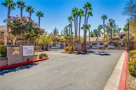 7705 Constanso Ave #203 Las Vegas, NV 89128