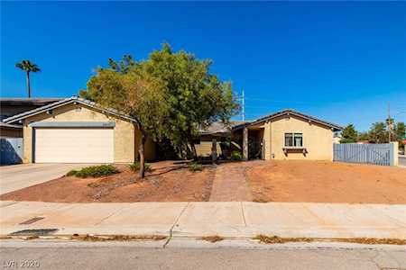 5215 Somerset Dr Las Vegas, NV 89120