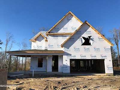 105 Claytor Lake Court Wilmington, NC 28401