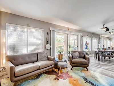 10117 Hemet Dr Las Vegas, NV 89134