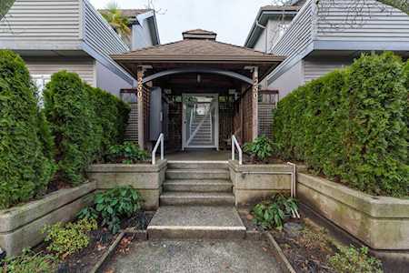 250 E 11th Street #205 North Vancouver, BC V7L 2G7